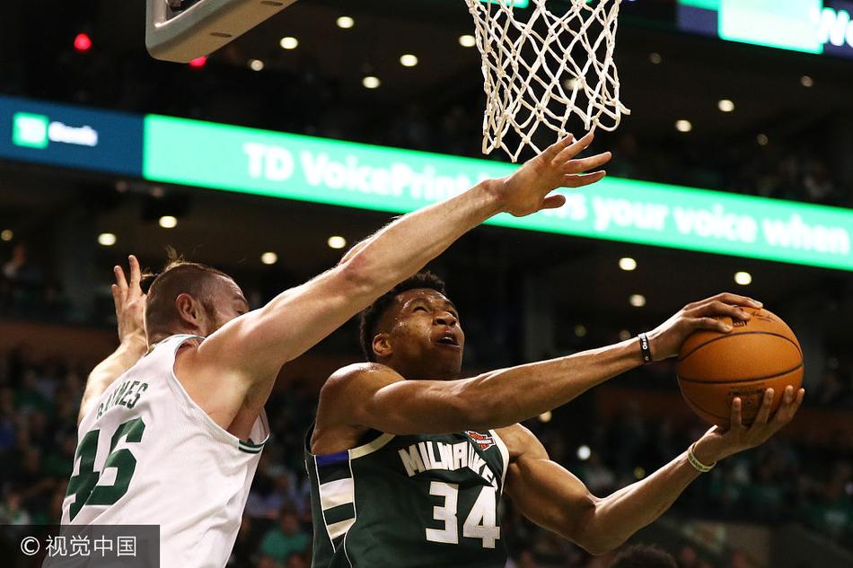  字母哥伤退，雄鹿不敌凯尔特人遭连败  